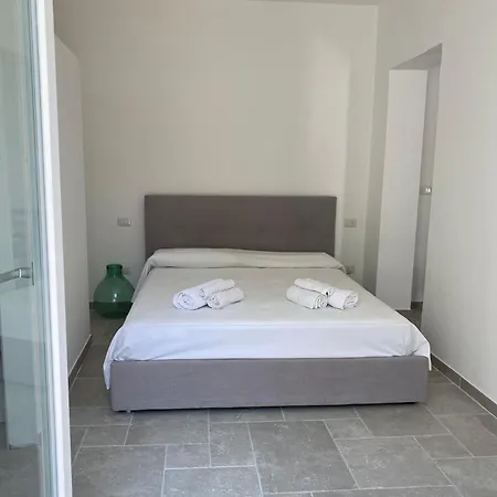 Small House Guest house Lecce